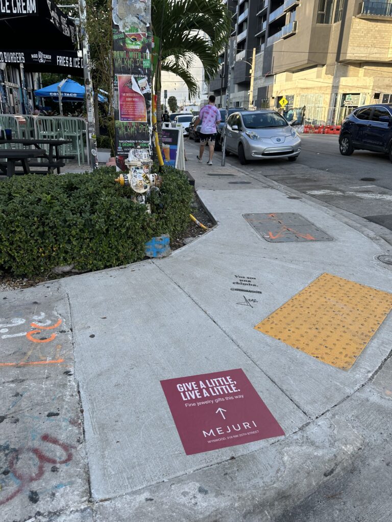 Sidewalk Adverting Miami, New York, Los Angeles